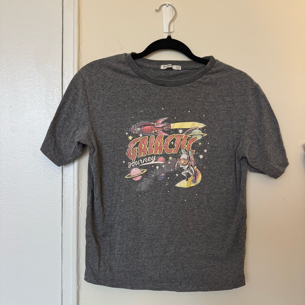 Stradivarius Galactic Graphic Tee